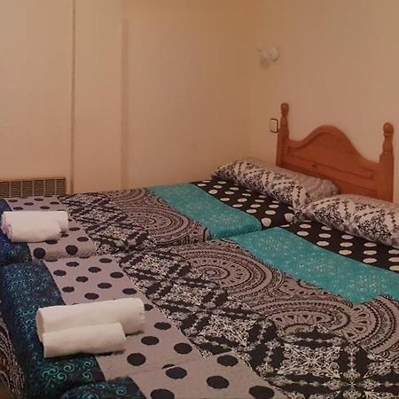 Hostal El Busto Теруель Екстер'єр фото