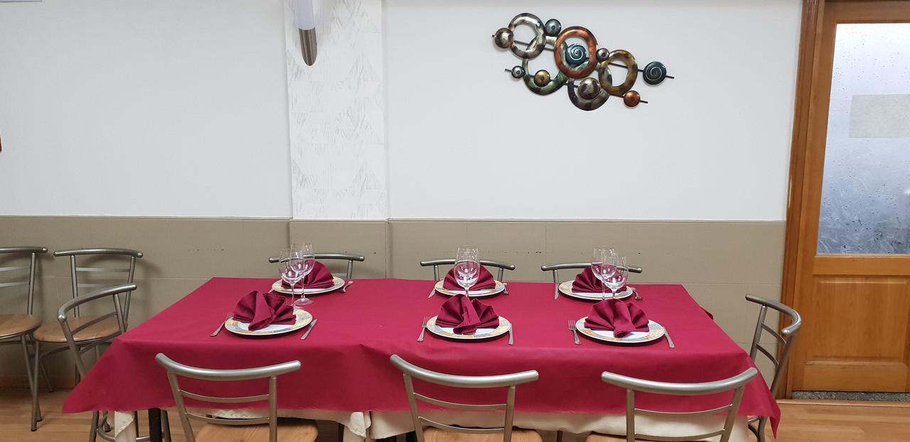 Hostal El Busto Теруель Екстер'єр фото